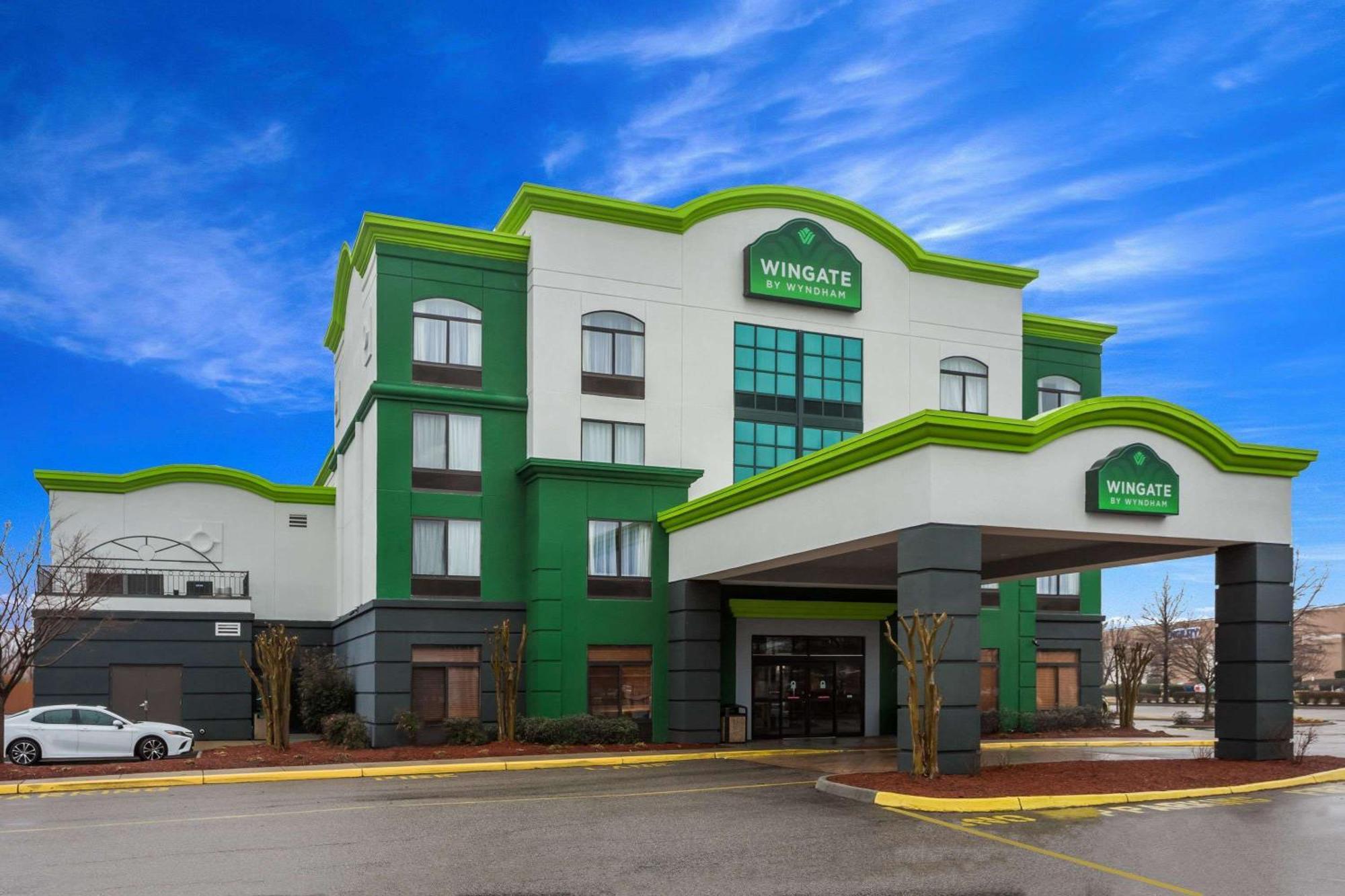 Wingate By Wyndham Chesapeake Hotel Exterior photo