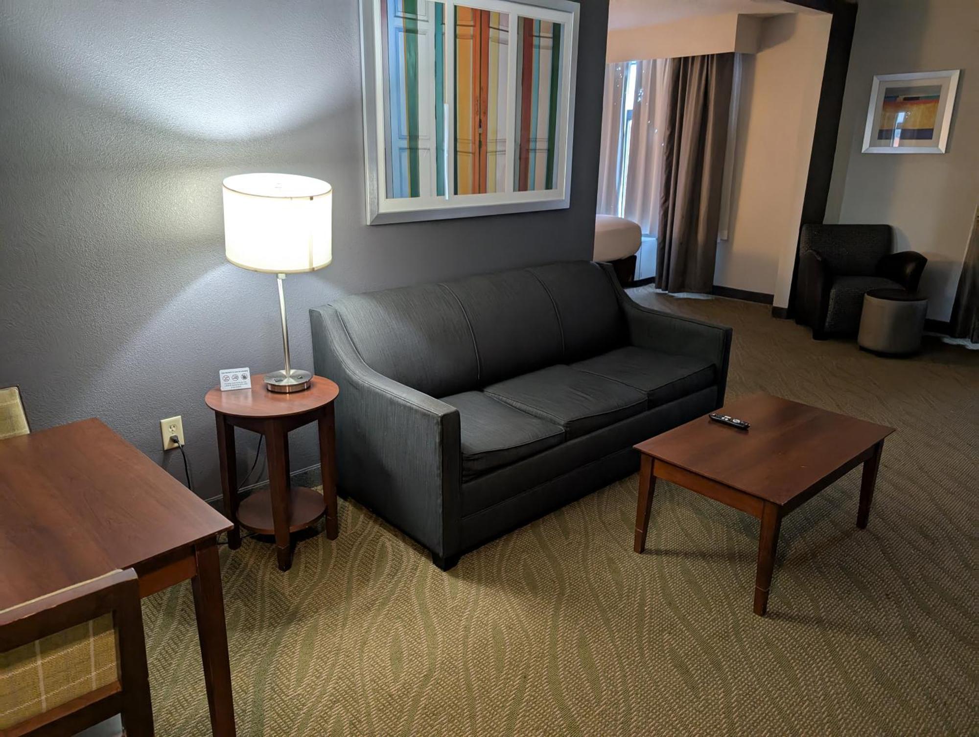 Wingate By Wyndham Chesapeake Hotel Exterior photo