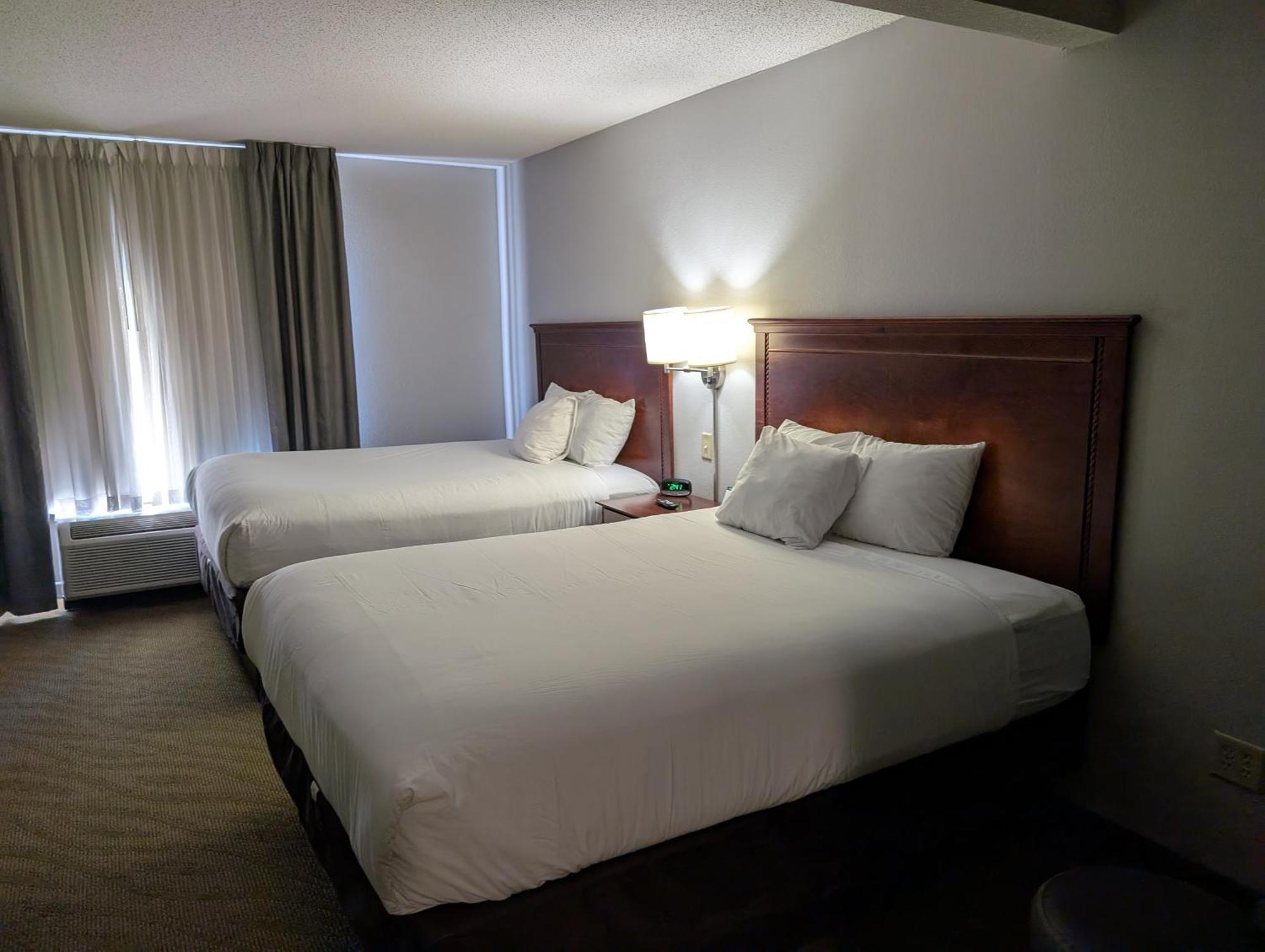 Wingate By Wyndham Chesapeake Hotel Exterior photo