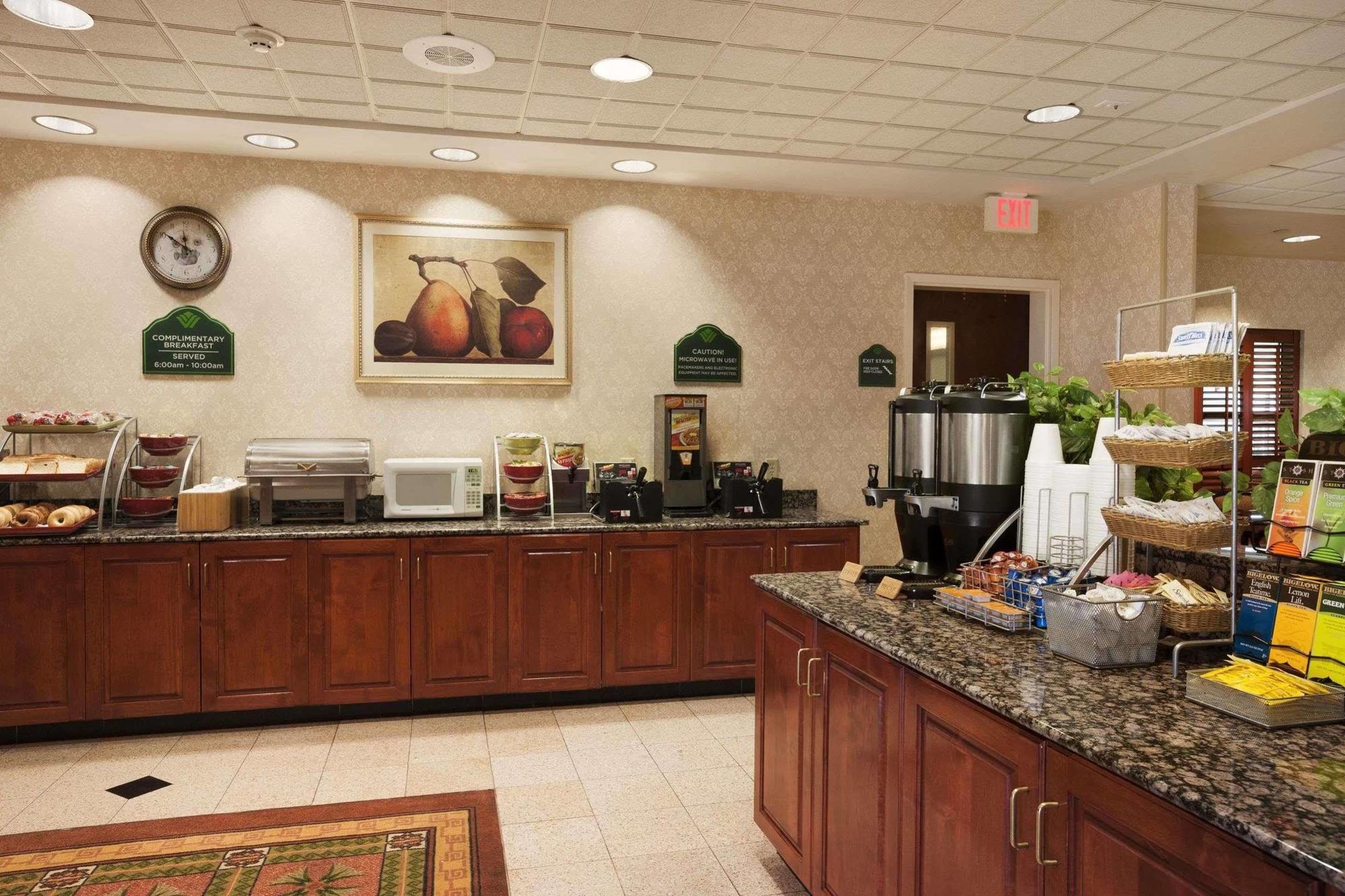 Wingate By Wyndham Chesapeake Hotel Exterior photo